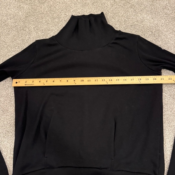 Alo Yoga Clarity Long Sleeve Mock Neck Top Black Size Small - Picture 7 of 7